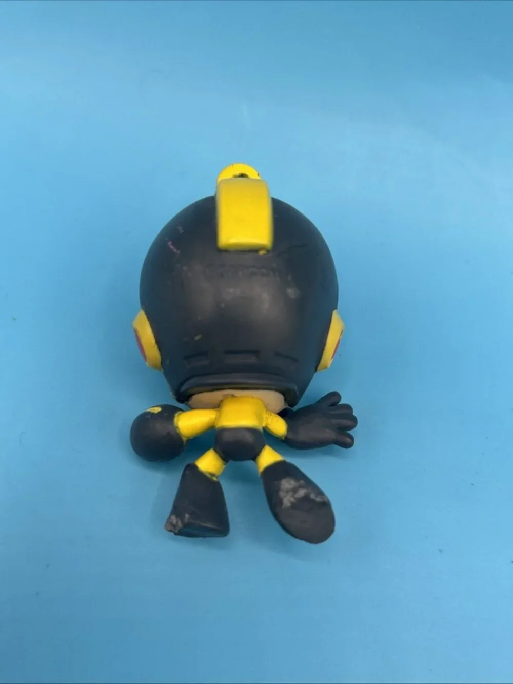 Mega Man Thunder Beam Ver. Backpack Hangers Figure Keychain Capcom From Japan